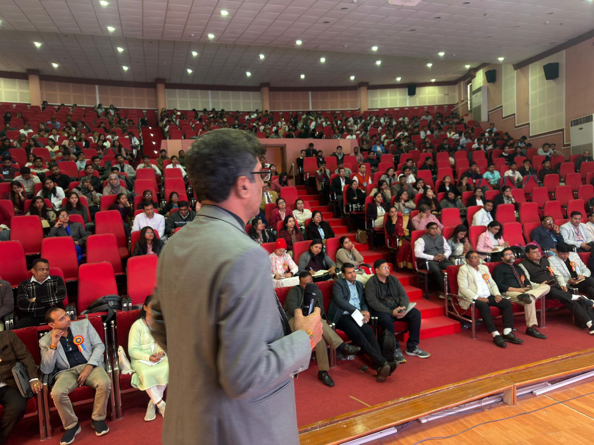 "Dr. Sunil Mishra Awarded the Life Time Achievement Award" two-day national homeopathic seminar was held in Jabalpur!!